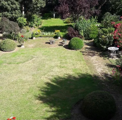 Demeure Centre Village